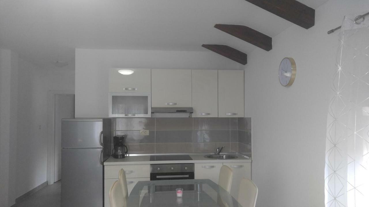 Apartmani Roberta Jurdani Экстерьер фото